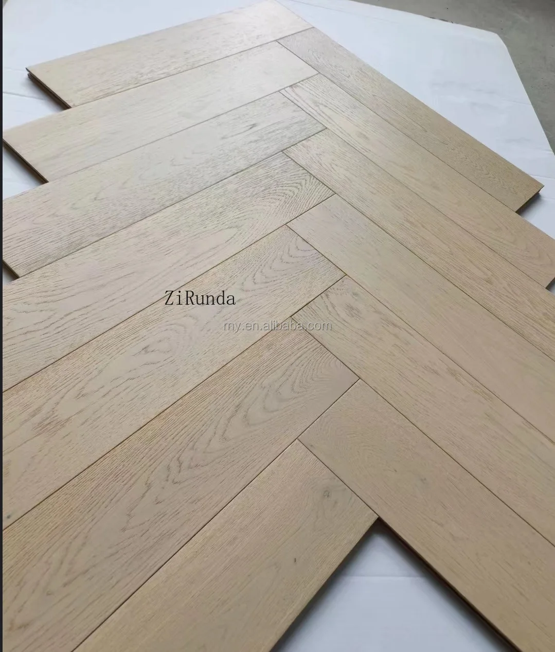 Customized version 14mm oak herringbone quality natural brushed color modern engineered floor