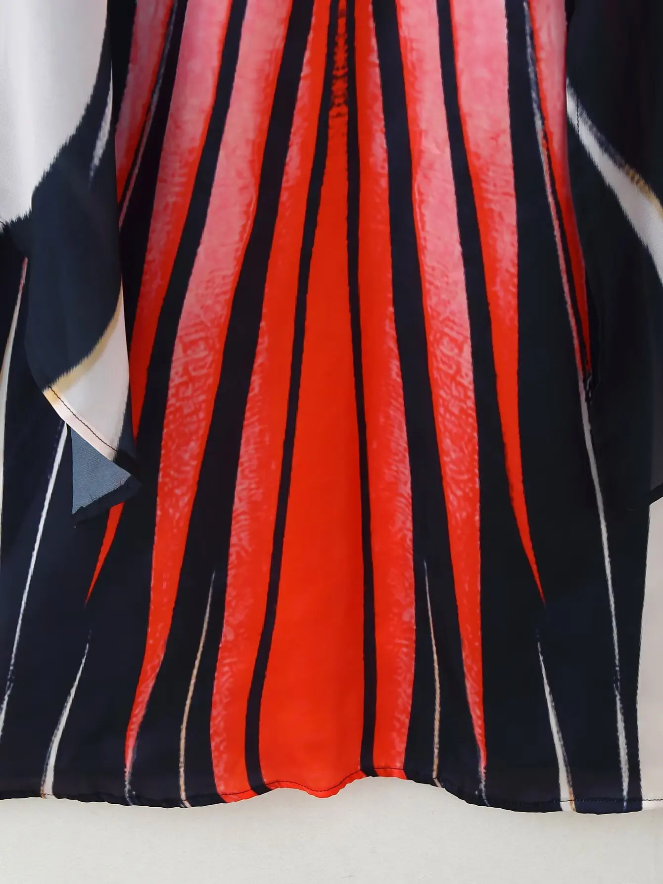 Sexy Damenkleider mit dünnen Schulterträgern, modische langärmelige, rückenfreie, bedruckte lange Kleider, elegantes, schickes Sommer-Partykleid – Detail 10