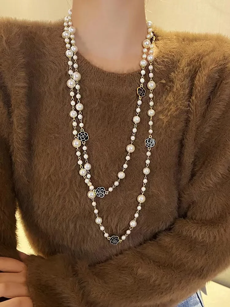 2024 New Simulated Pearl Long Necklace For Women Classic Rose Sweater Chain