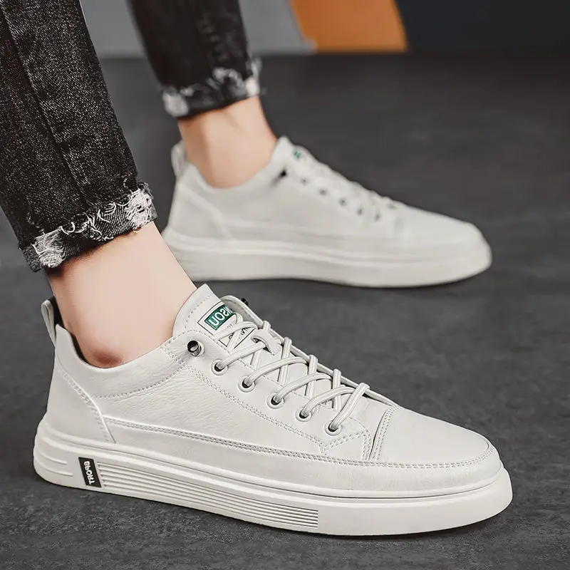 Sneakers Casual bianche da uomo 2021 scarpe vulcanizzate autunnali ragazzi scarpe sportive Tenis Sneakers maschili scarpe da passeggio da uomo con suola morbida