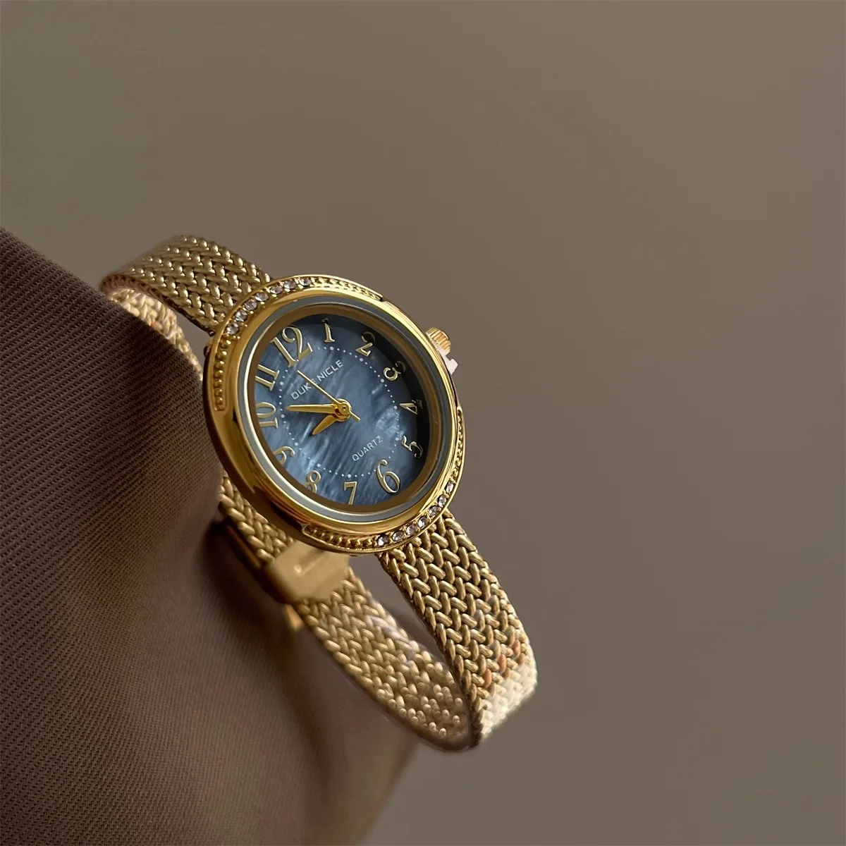 

New Women'S Wristwatch, Elegant Oval Shape, Sophisticated And Stylish, Trendy And High-Quality Women'S Watch, Women'S Accessory.