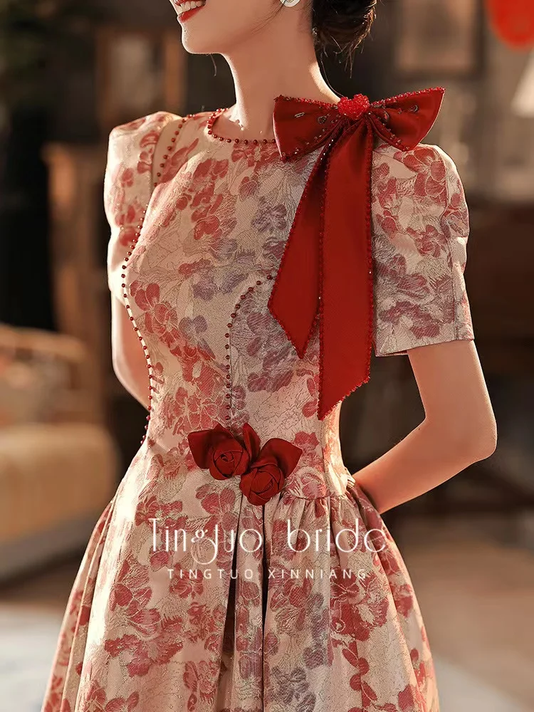 

Elegant Satin Floral Print Prom Dress A-Line Puff Sleeve French Style Floor Length Backless Vintage Wedding Banquet Evening Gown