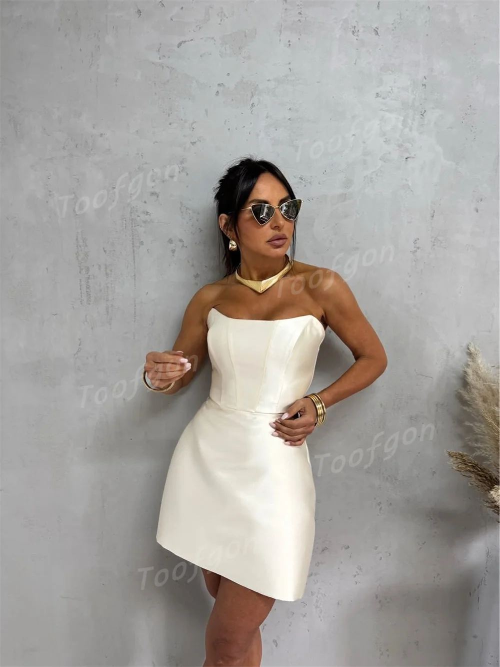 Toofgon Strapless Satin Short MIni Prom Dresses Customized Sleeveless Formal Occasion Party Homecoming Gowns for Girl Dance