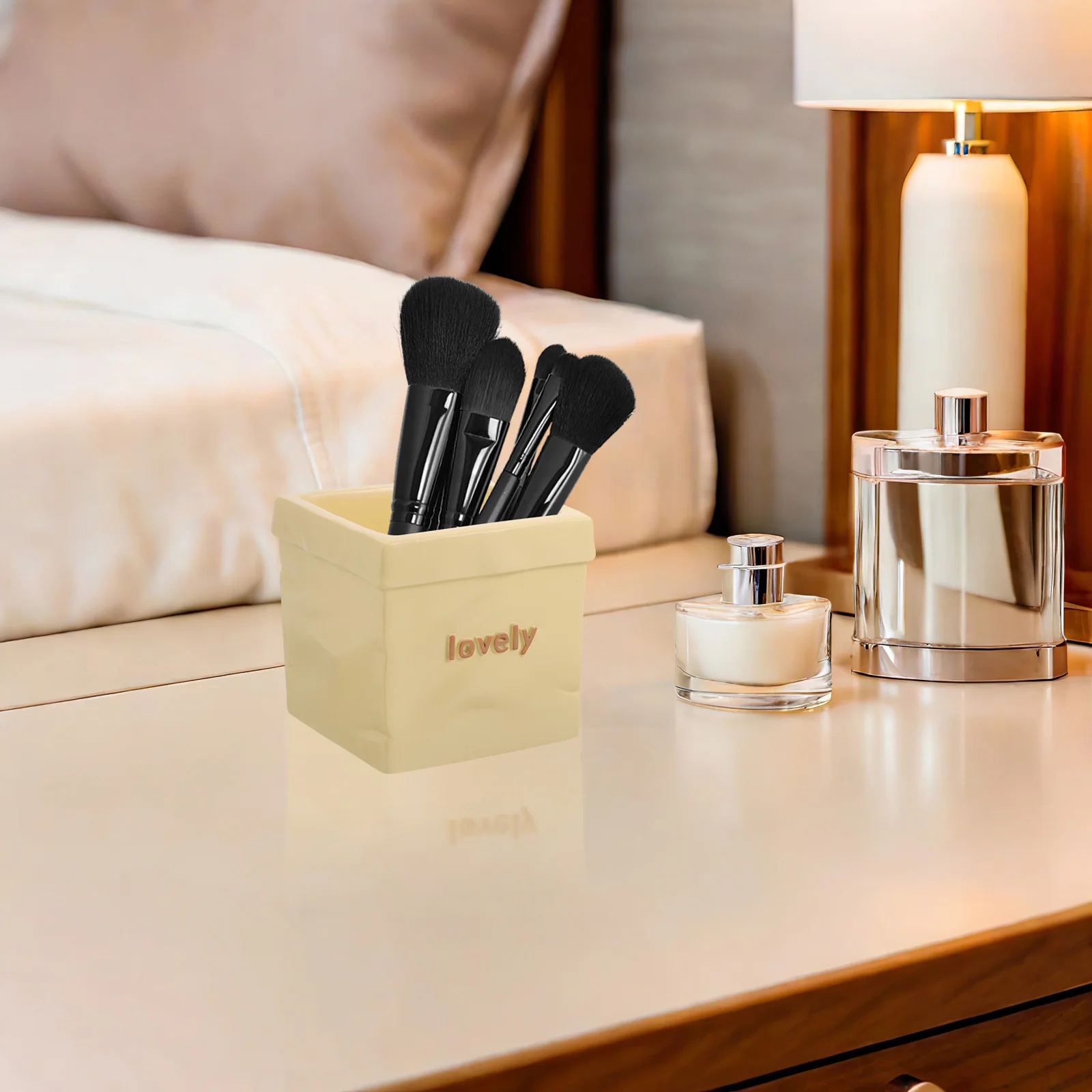 

Multifunctional Resin Desktop Pen Pencil Organizer Stationery Storage Box For Office Desk Makeup Brush Holder Workspaces Tidy