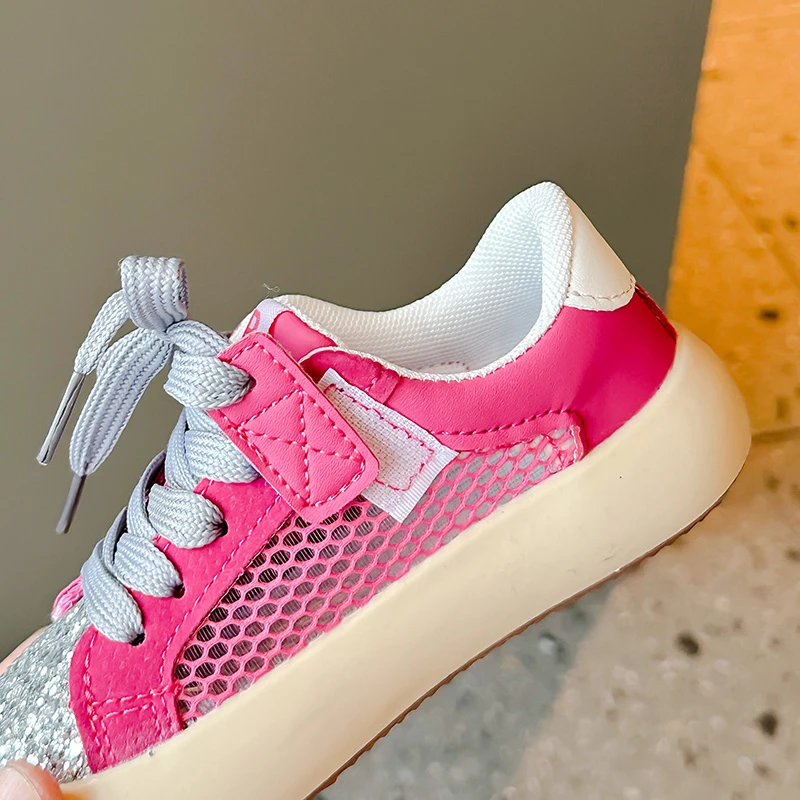 Scarpe comode da bambino per ragazze scarpe antiscivolo leggere Casual versatili Casual in Mesh traspirabilità scarpe per bambini con paillettes