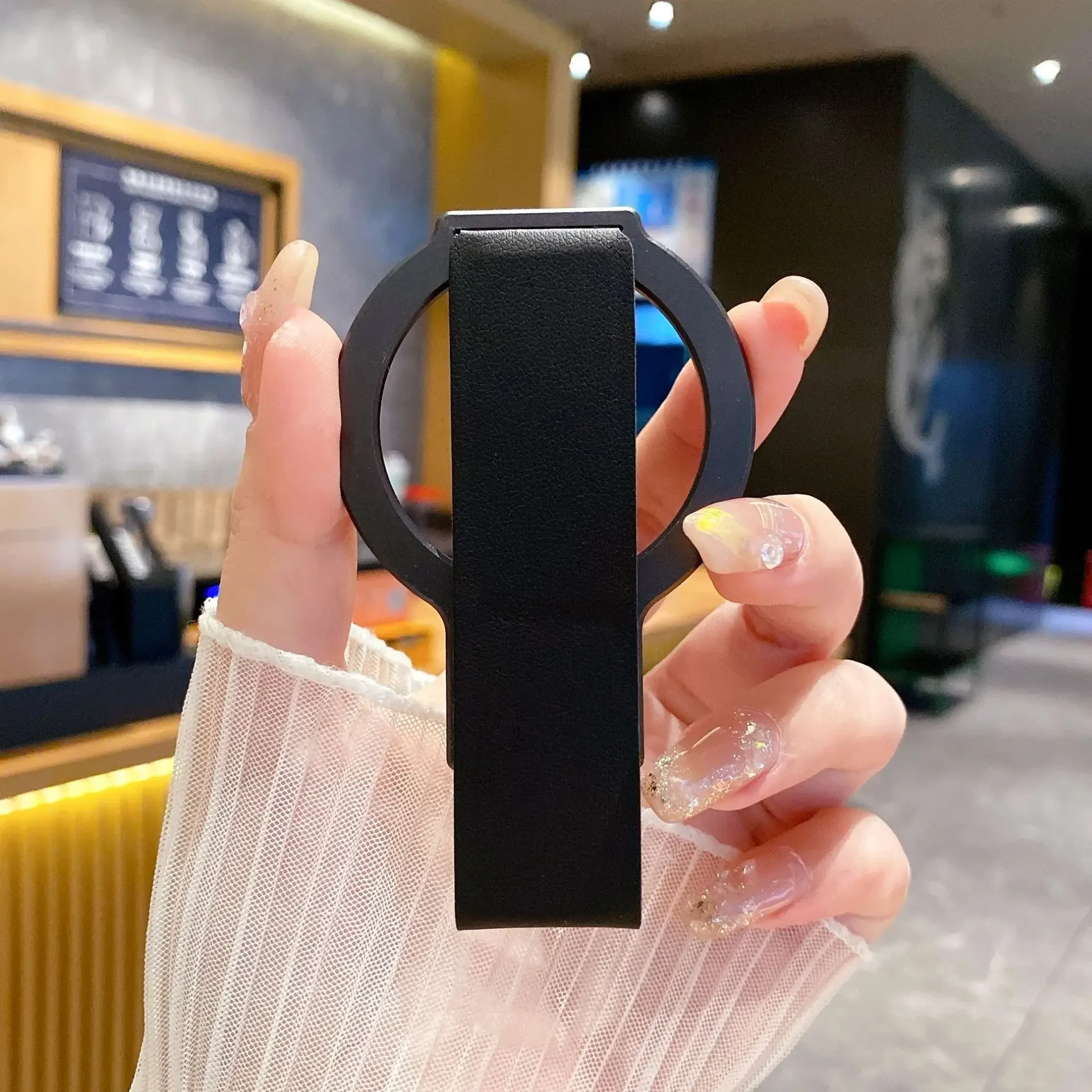 

Высококачественный магнитный держатель для телефона из сплава, портативный настольный ремешок на запястье, универсальная подставка для телефона для iPhone 16, 15 и Samsung