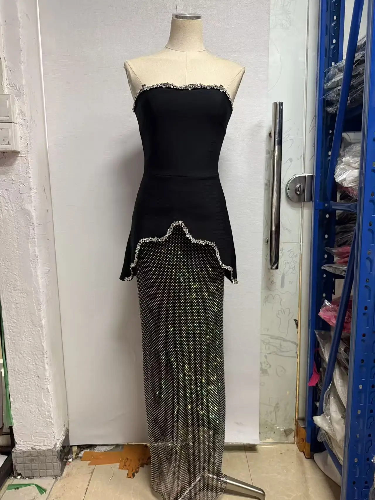 

High Quality Sexy Strapless Diamonds Luxury Bandage Top Long Skirt Sets Evening Party Dress Nightclub Design Birthday Outfit