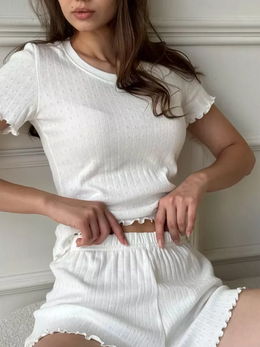 Blanc doux oeillet à manches courtes camiseta conjunto corto y haut femmes casual maison pijama 2 piezas conjuntos camisetas