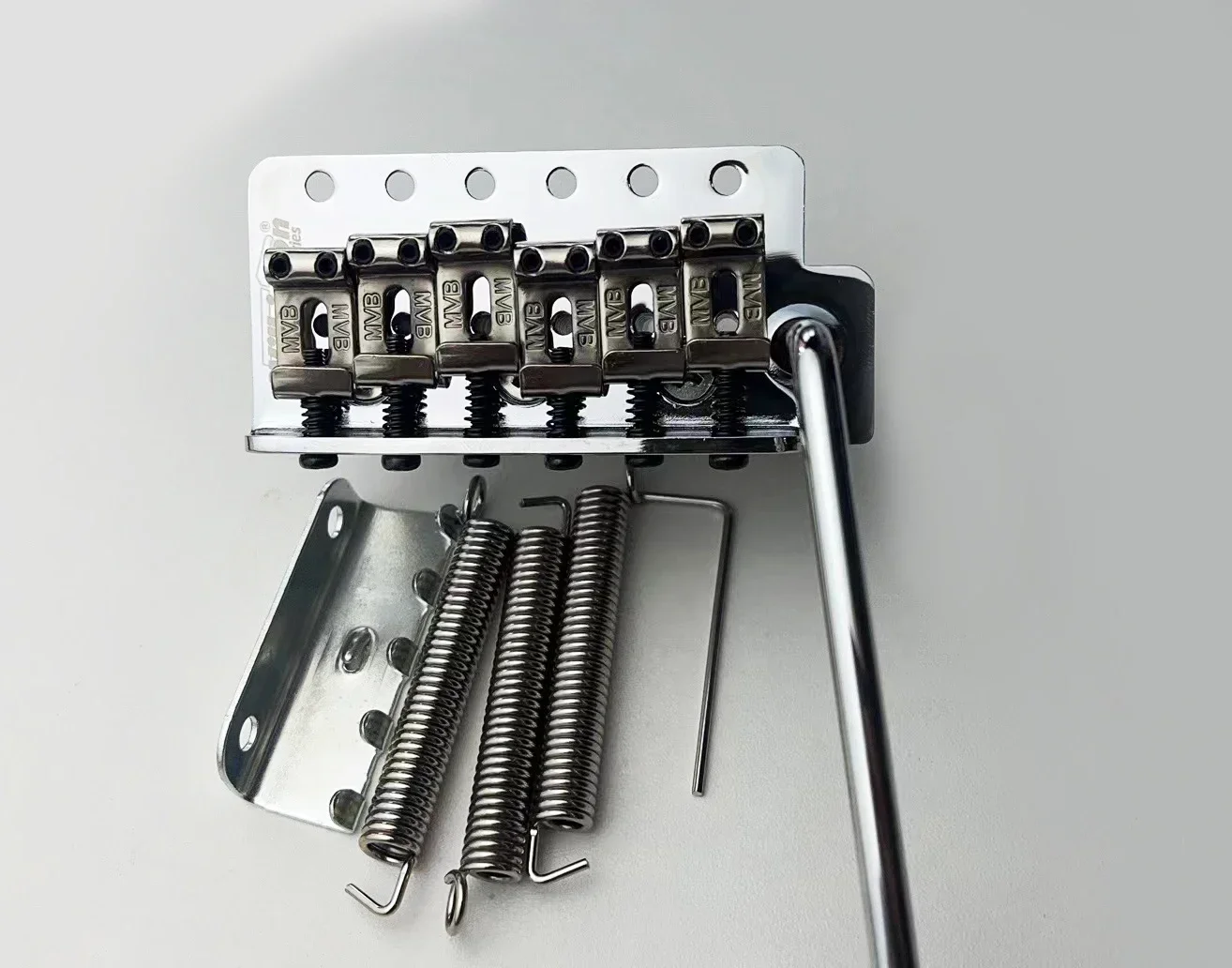 

Guitar Parts Wilkinson (2-1/8") Vintage Tremolo Bridge, WOV03 54mm