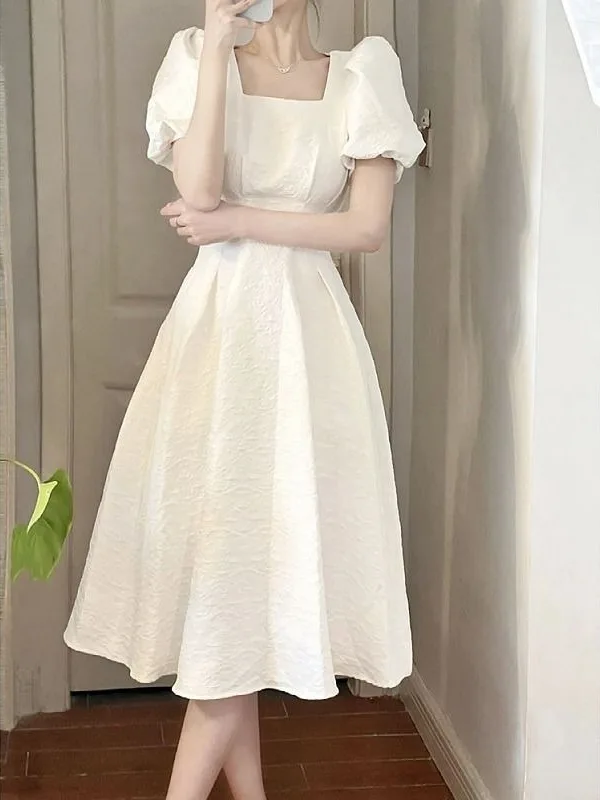 

French first love white long dress with large hem summer women's dress with square neck and waist showing thin temperament 3VFJ