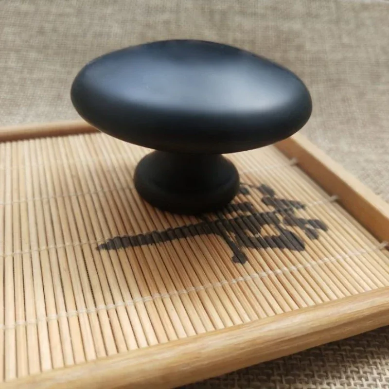 1 Black Raw Stone Oil Massage Mushroom Shaped Spa Energy Stone for Body Facial Massage Stone Shaving Back Massager