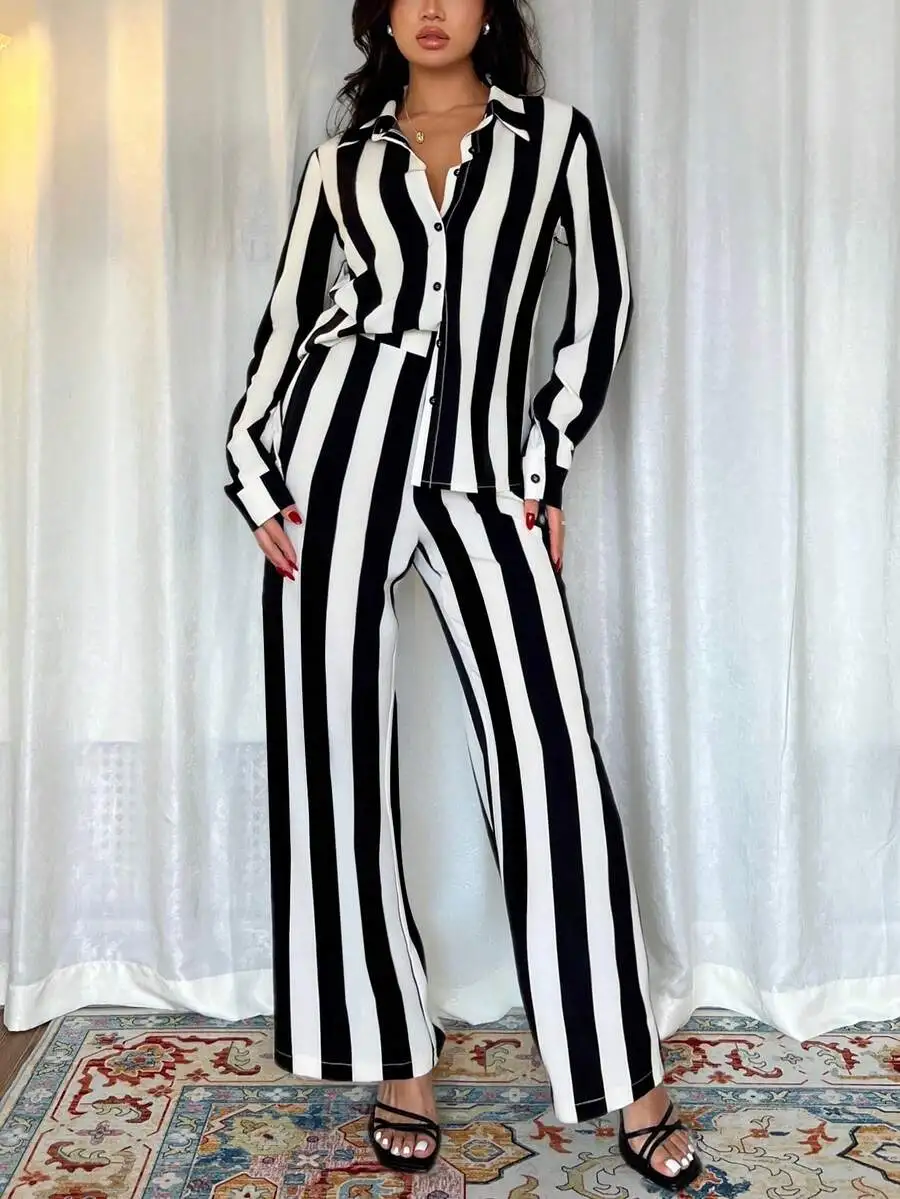 

Black And White Vertical Stripe Two-Piece Long Sleeve Wide Leg Pants Set For Tall Women Casual Elegant Wear