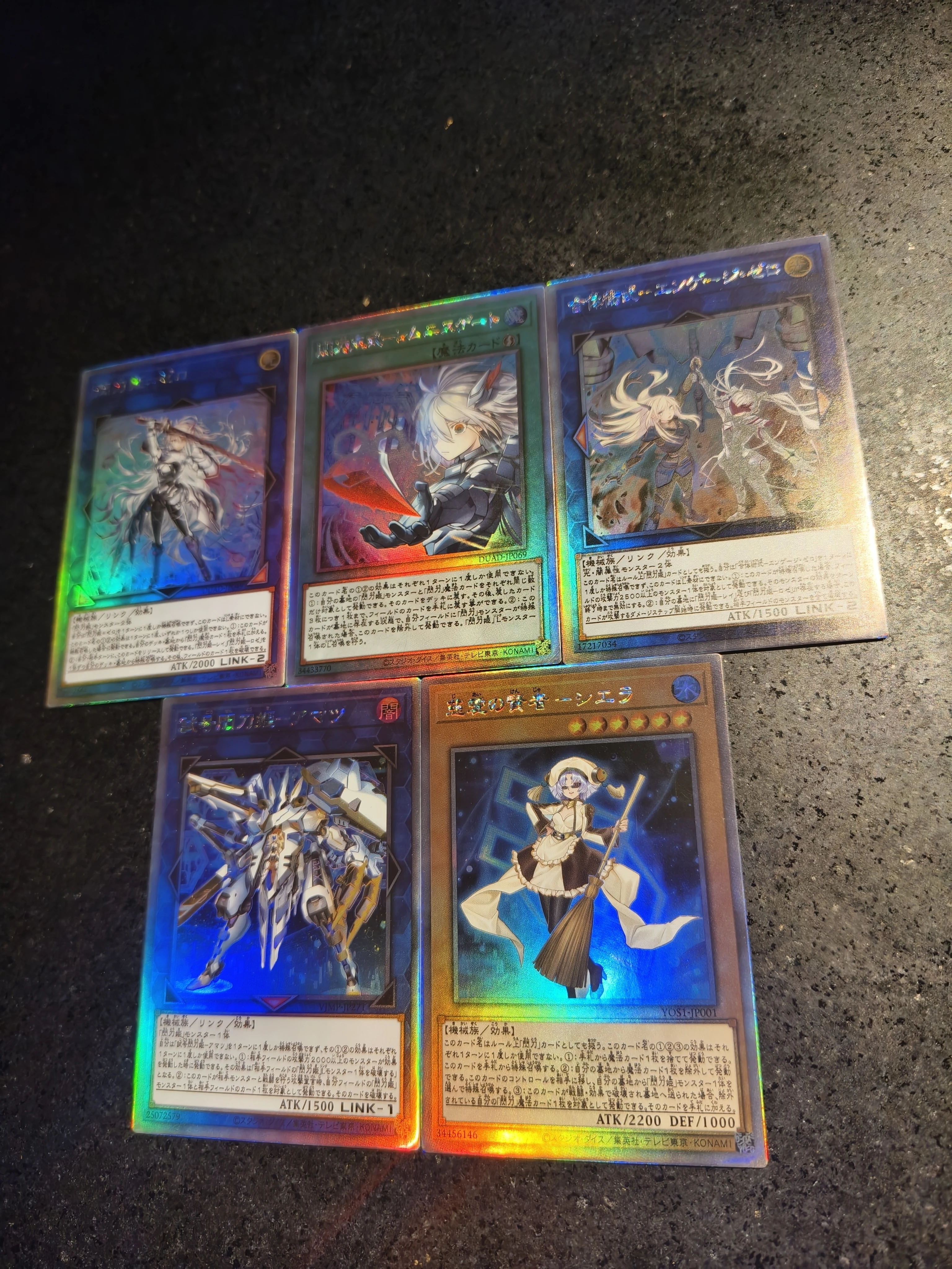 

Ю-Ги-О! Sky Striker Ace ACG Коллекционная подпись Флэш-карта Аниме Мультфильм Оригинальная серия DIY Коллекционные предметы