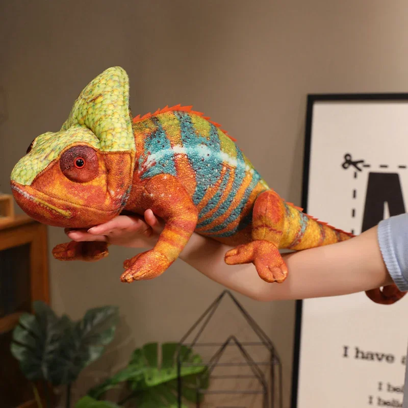 Simulation Chameleon Stuffed Plushie Realistic Reptile Lizard Doll Fluffy Long Cushion Decorative Ornament For Indoor Display