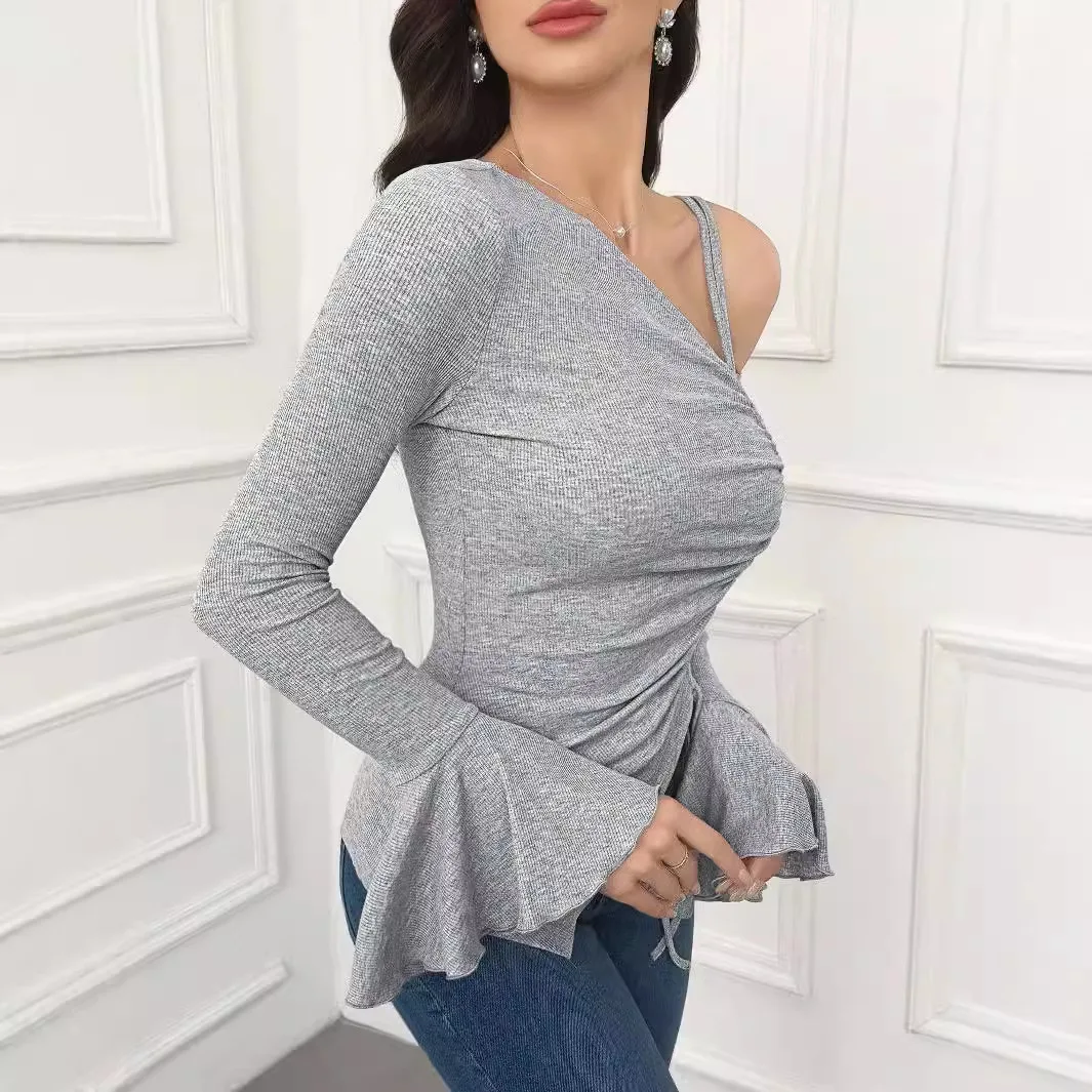 甘くてスパイシーな斜めネック Tシャツ蓮の葉スリーブ片側サスペンダーショートトップ春の新ファッション婦人服