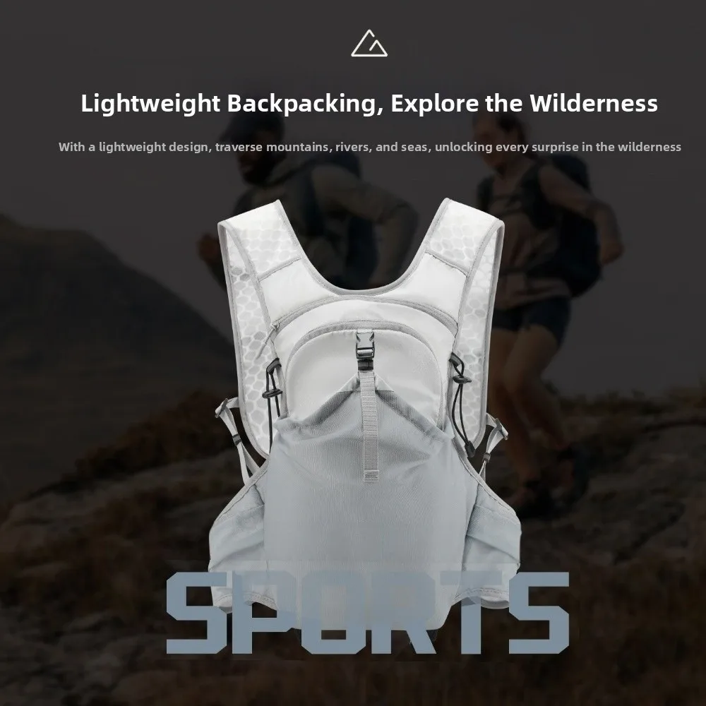 

With reflective strips Trail Running Backpack Lightweight Breathable Hydration Vest Adjustable Hydration System Hydration Pack