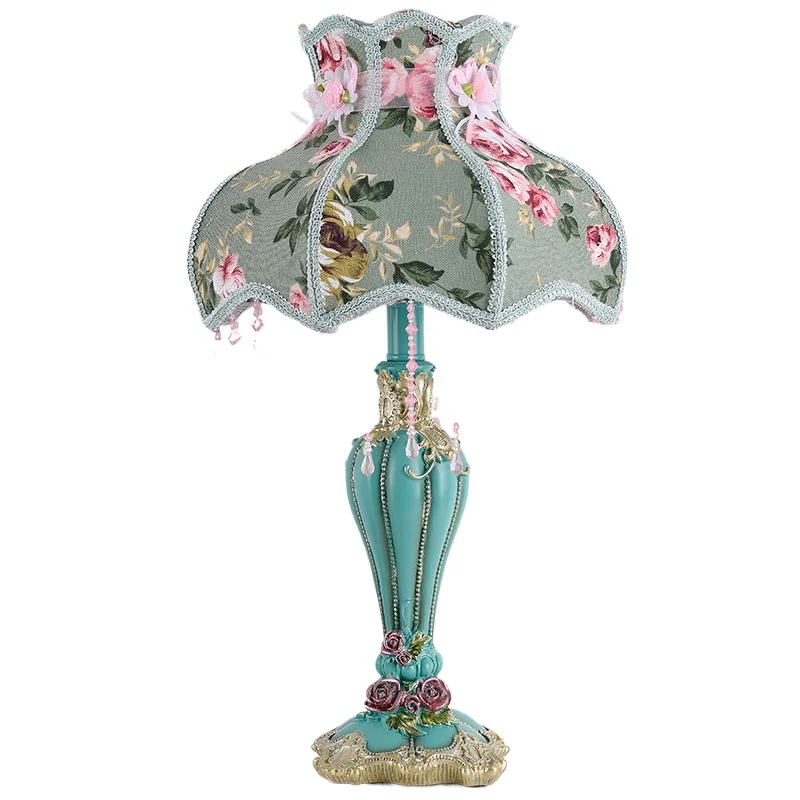 

European bedroom bedside lamp, princess romantic pastoral, dimmable wedding room warm intelligent remote control desk lamp
