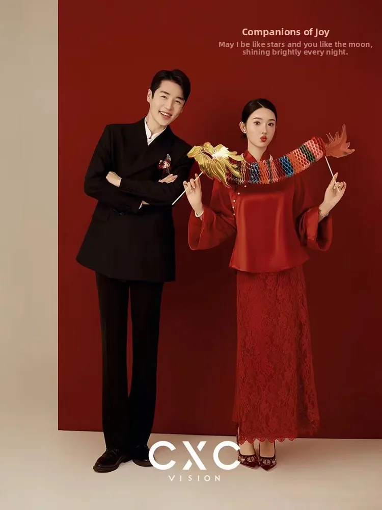 

New Vintage Red Photography Costume for Couples Wedding Photoshoot Women's Traditional Chinese Style Costume