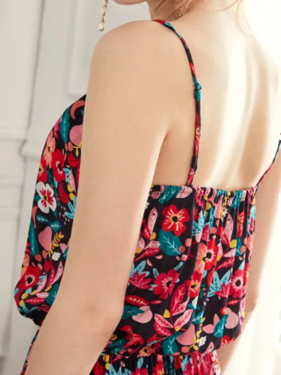 เดรสลายดอกไม้ทรงเอไลน์เอวสูงสไตล์ลำลองสำหรับผู้หญิง รุ่น V-Ne Svel Dr