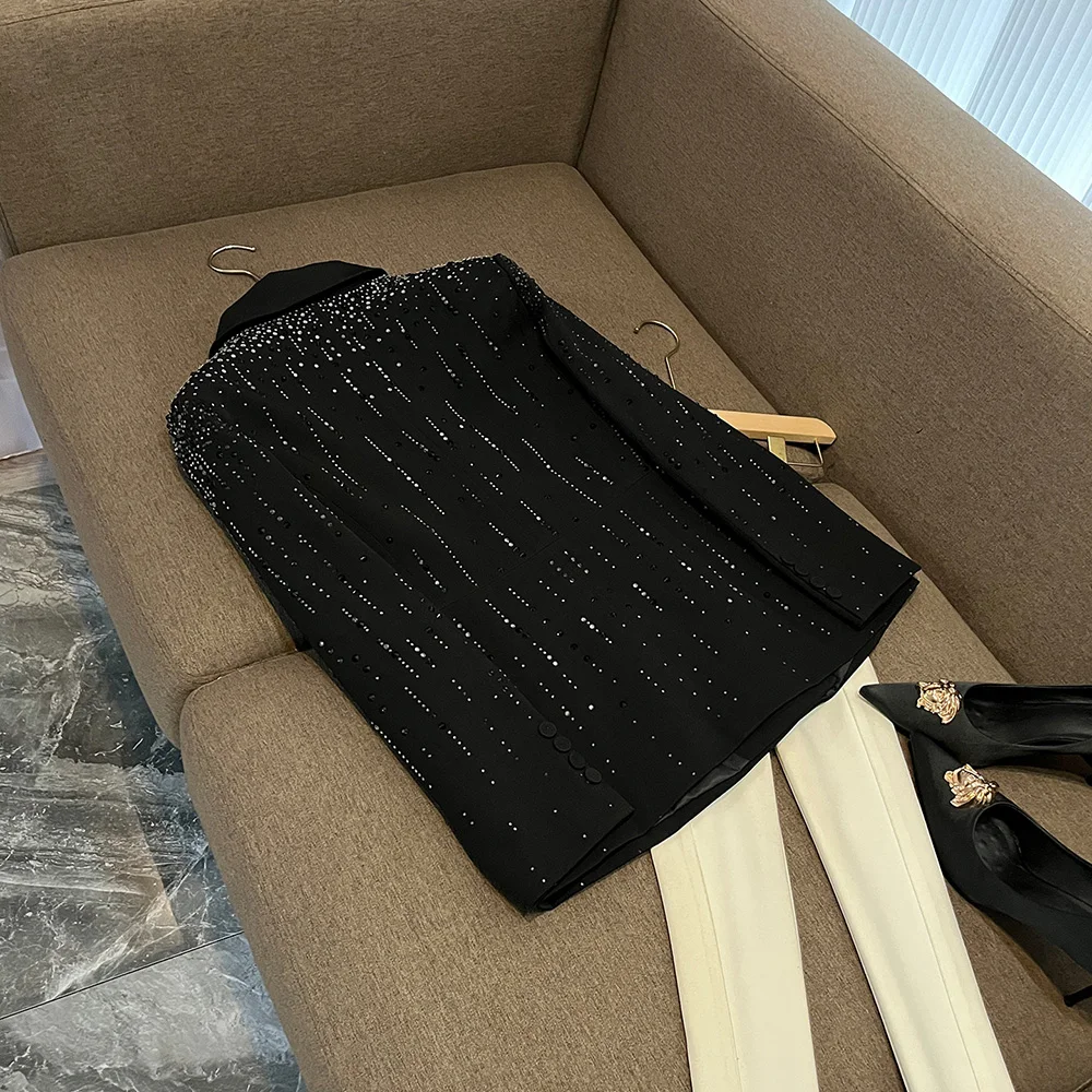 TWOTWINSTYLE Gorgeous Solid Slimming Jackets For Women V Neck Long Sleeve Spliced Diamonds Chic Blazers Female Style KJA550031