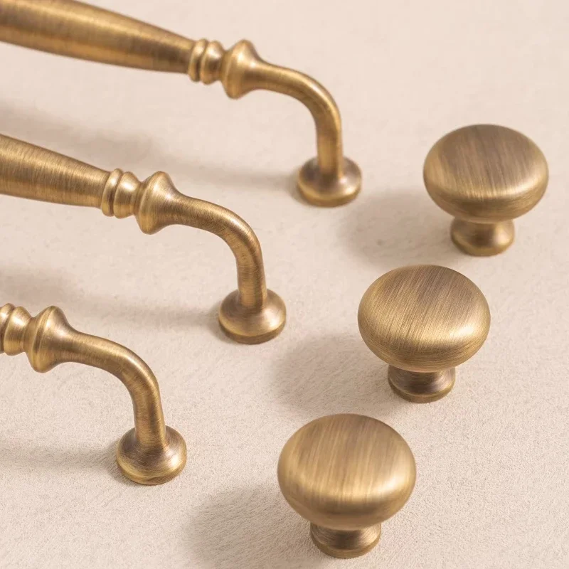 Massive Luxus-Antik-Bronze-Griffe, Lange Schubladengriffe, Messing-Schrankknöpfe, Möbel-, Kleiderschrank- und Küchentürgriffe – Detail 12