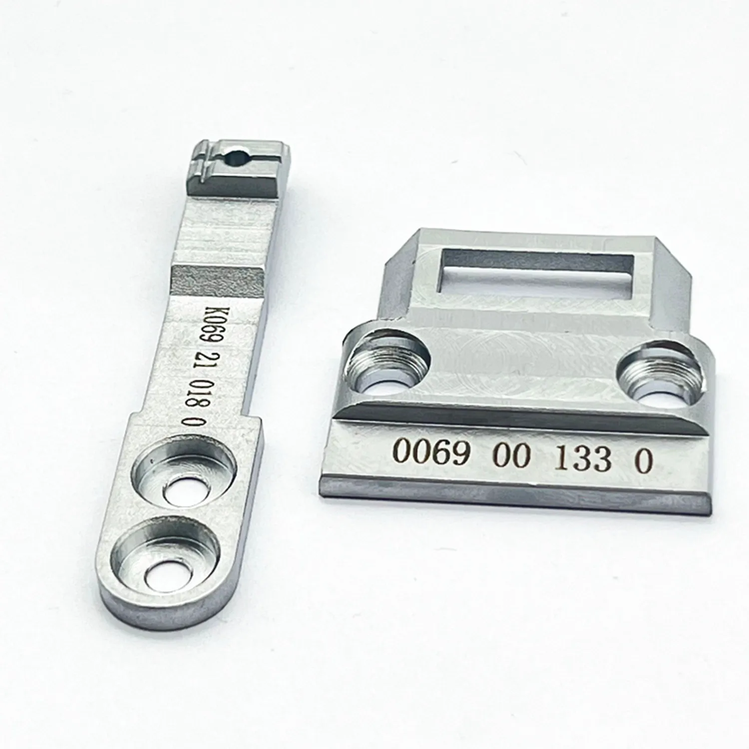

Durkopp Sewing Machine Needle Plates Teeth Spare Parts 0069001330 K069210180 Compatible with 69 Machine Model