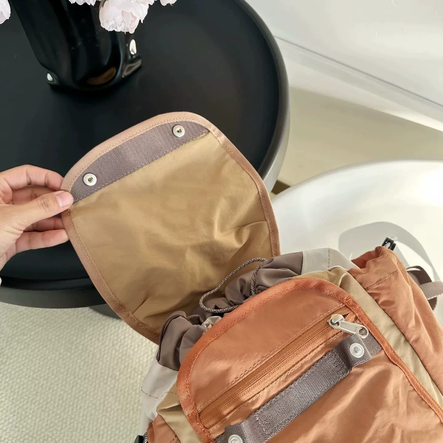 Bellroy Cinch Minipack 9L Ultra-Light Drawcord Snap Closure Mini Daypack Water-Resistant Commuter Travel Shoulder Bag