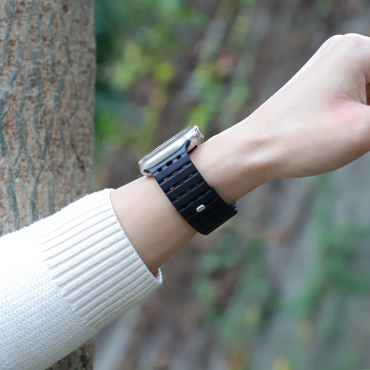 Apple Watch用の通気性シリコンウォッチバンド,磁気バンド,交換用ストラップ,スポーツブレスレット,ウルトラ2, 49mm,se,45mm, 44mm, 42mm