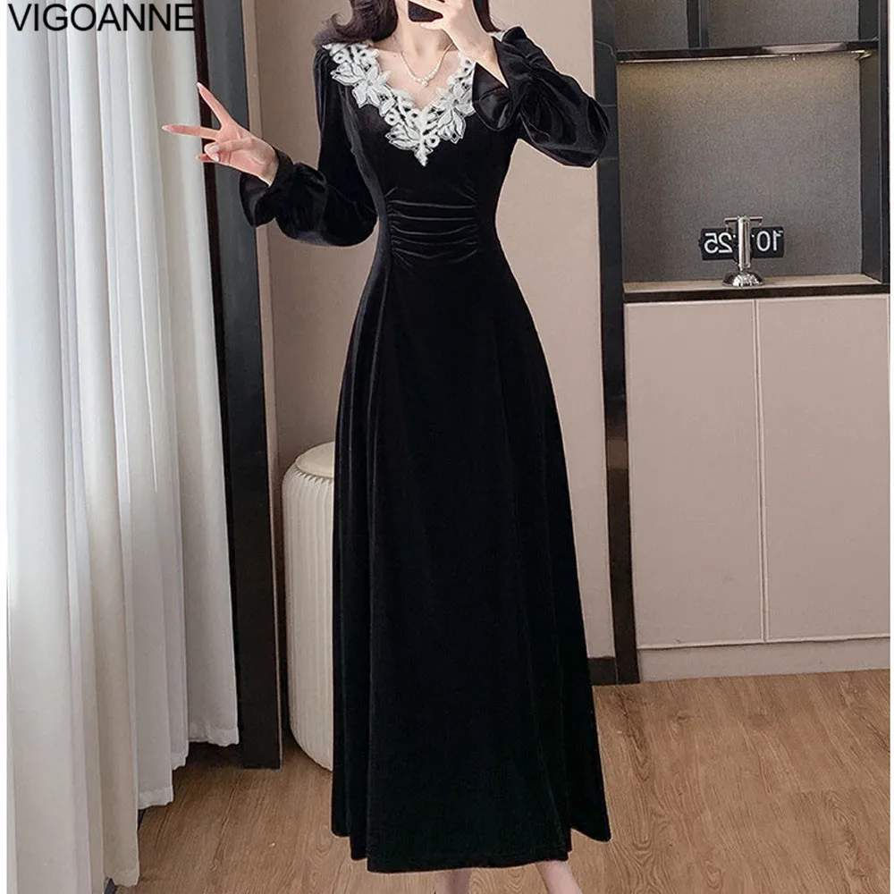 VigoAnne 2025 Woman Korean Long Sleeve Dress Spring Autumn Verge V Neck Velvet Dress Lady Crystal Evening Party Tight Long Dress