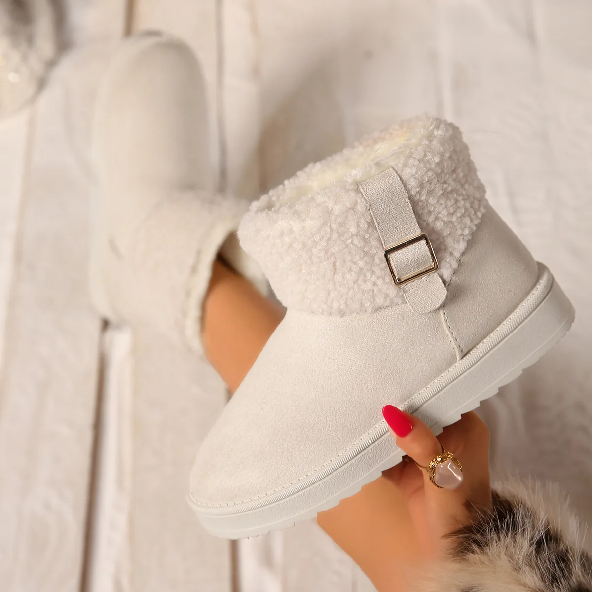 

Women's Flat Snow Boots 2025 Winter New Cotton Shoes with Fur Lining Warm Fleece Shoes One-Step Lazy Shoes