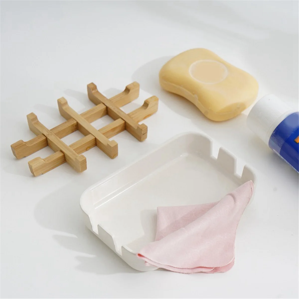 Bamboo Soap Dish for Shower Wooden Soap Bar Holder for Bathroom Soap Tray