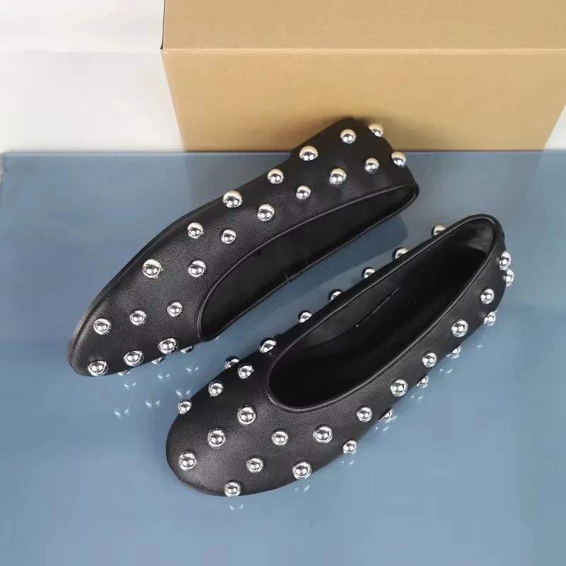 Designer Retro Black Rivet Ladies Ballet Flats Soft Leather Round Toe Shallow Female summer Footwear 2025 Plus Size Women Shoes