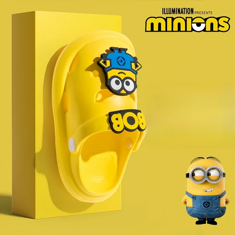 

BeastKingdom Minions children's sandals cute cartoon personality fashion non-slip soft outdoor wear home slippers holiday gift