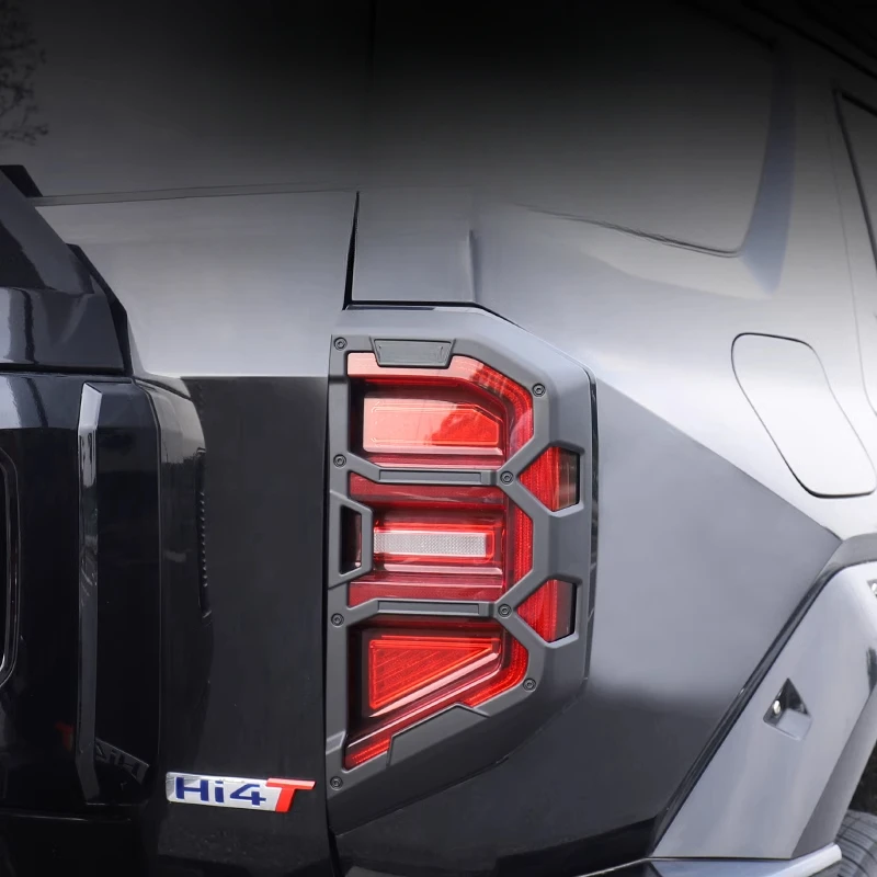 

For Tank 400hi4-T Tail Lamp Cover Frame Is Fully Enclosed By The Mech Armor and The Large Lamp Protection Shell Is Integrated