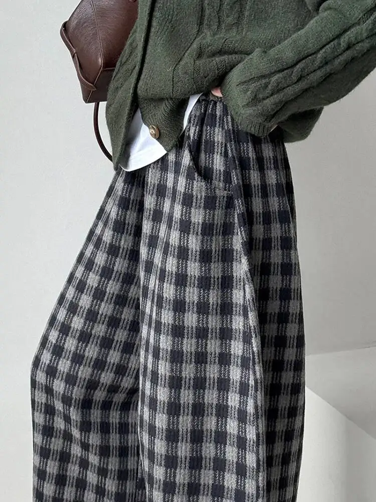 EAM Plaid High Elastic Waist Wide Leg Ankle Length Vintage Pants New Trousers Women Fashion Tide Autumn 2026 30A4051