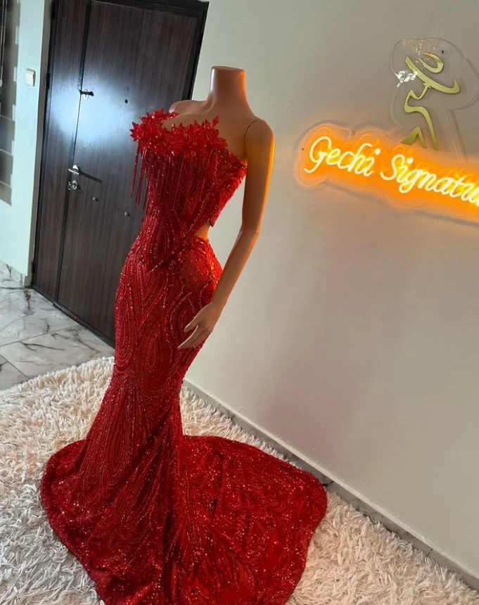 Red  Long Prom Dresses 2025 Black Girls Beaded Crystal Birthday Party Gowns Mermaid Evening GownsRed Sheath Long Prom Dres