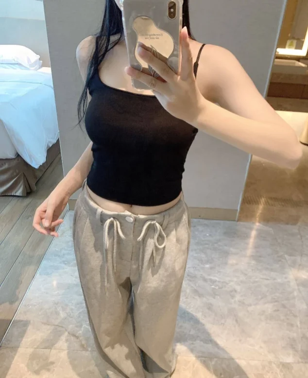 CHUANGERM Damen Einfaches Tanktop, schmal geschnittenes Trägertop, Weste, Oberbekleidung, Unterwäsche mit Brustpolster für Mädchen – Detail 15