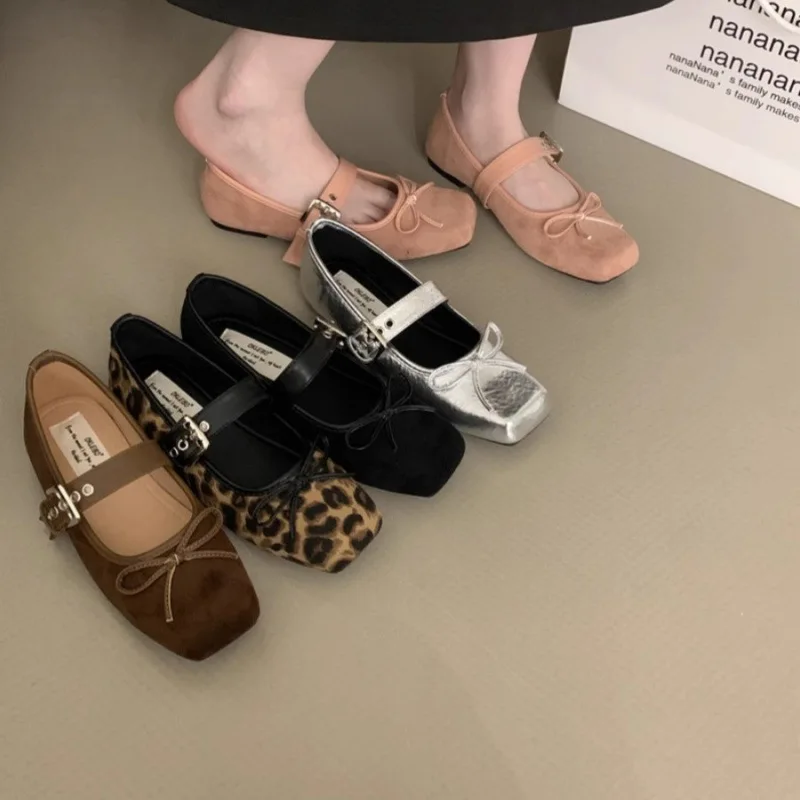 

2025 Autumn Hot Selling New Square Toe Flat Bow Single Shoes Ballet Silver Belt Buckle Mary Jane Single Shoes Womens Shoes