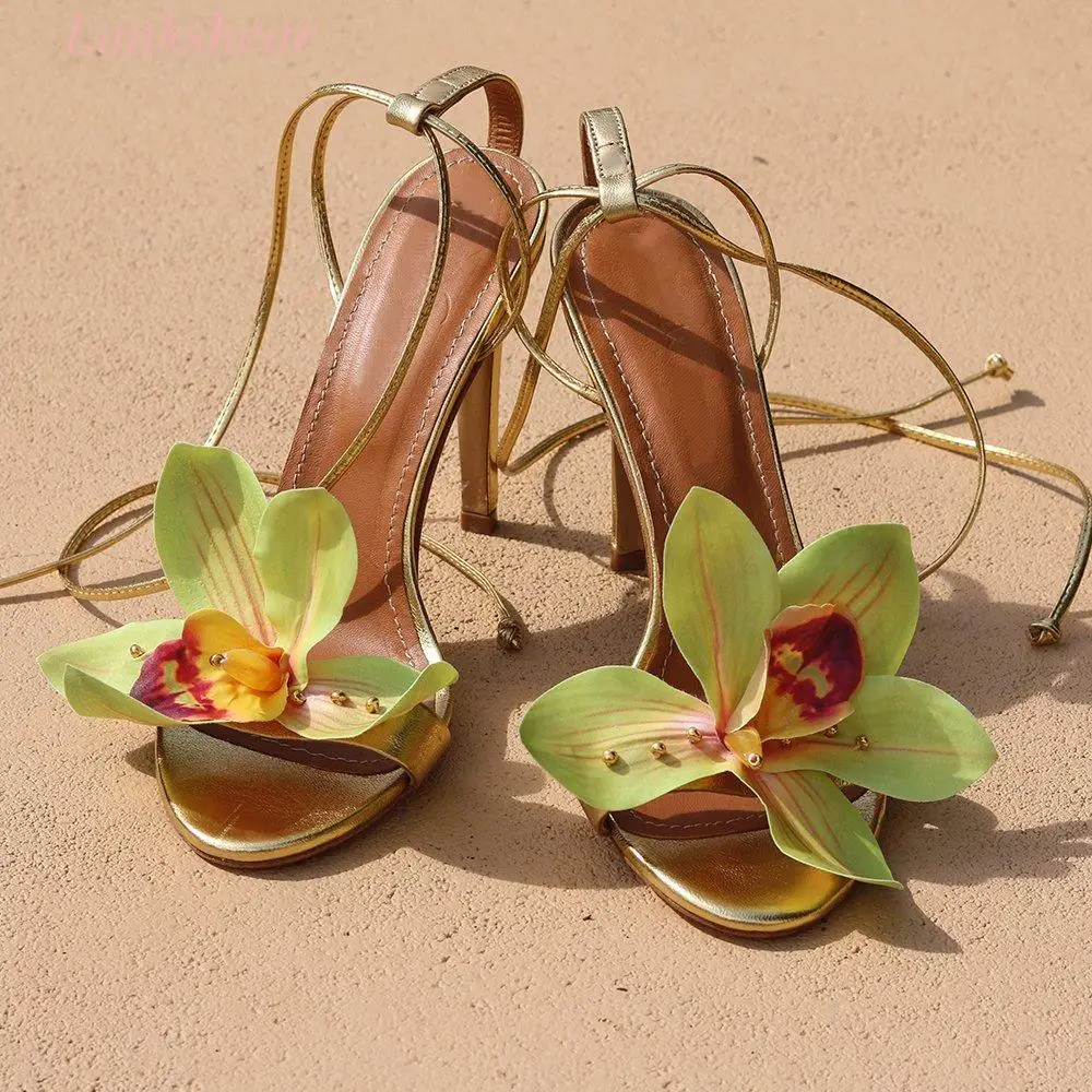 2024 Summer New Holiday Beach Style Women's Round Open Toe Flower Decoration Creative Ankle Cross Strap High Heel Sandals Silver