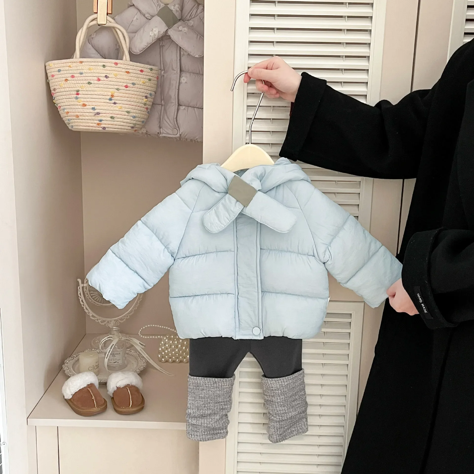 2025 Infant Girls Cute Sweet Hooded Scarf Coat Plus Velvet Thick Toddler Warm Clothes Winter New Baby Cotton Padded Jacket