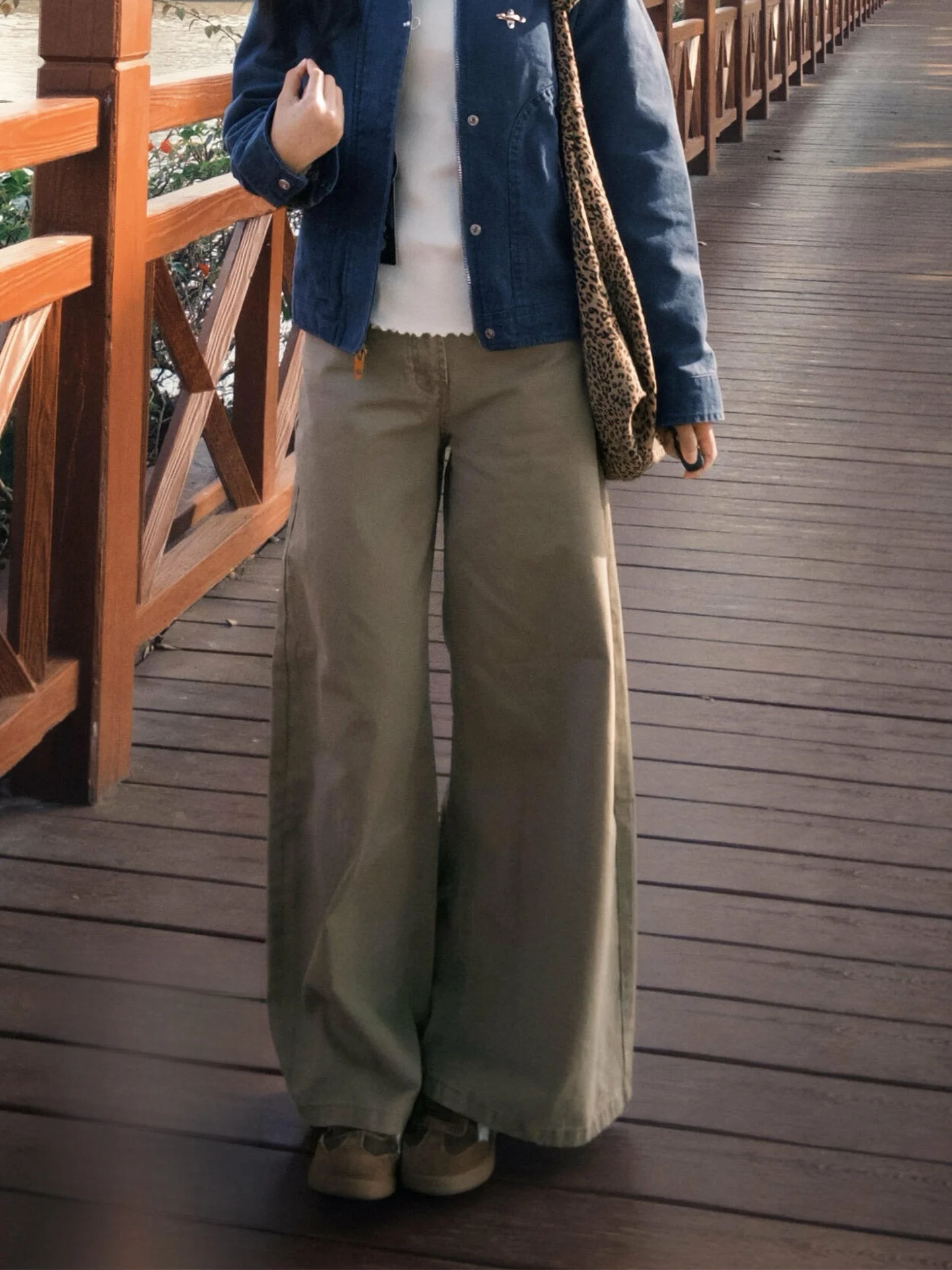 

Джинсы женские летние новые, прямые, широкие, с высокой талией, в американском стиле, цвета хаки, винтажные, с эффектом потертости, больших размеров, стройнящие