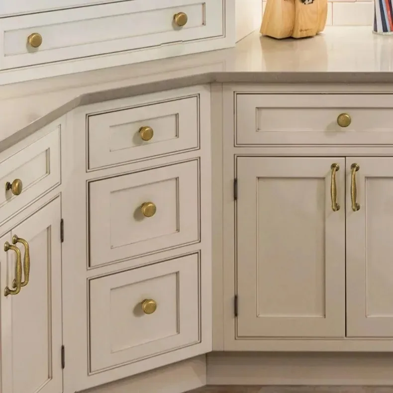 Antique Brass Cabinet Pulls Hardware for BedroomVintage Brass Solid Drawer Handles for Kitchen Cabinets and Dresser Drawers