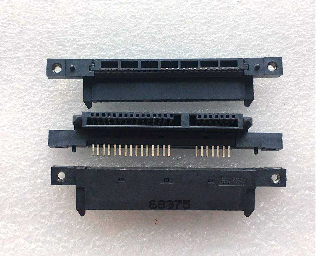 لمقعد أنثى مستورد 7 + 15P مقبس واجهة القرص الصلب SATA 90 درجة مقبس مستقيم 1.27 مللي متر