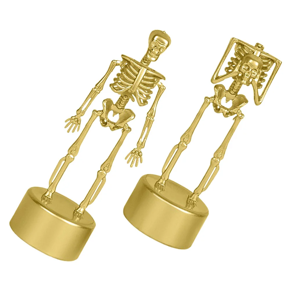 2 Pcs Props Skull Stand Trophy Child The Mask Gold Figurine Plastic Giant Halloween Decorations