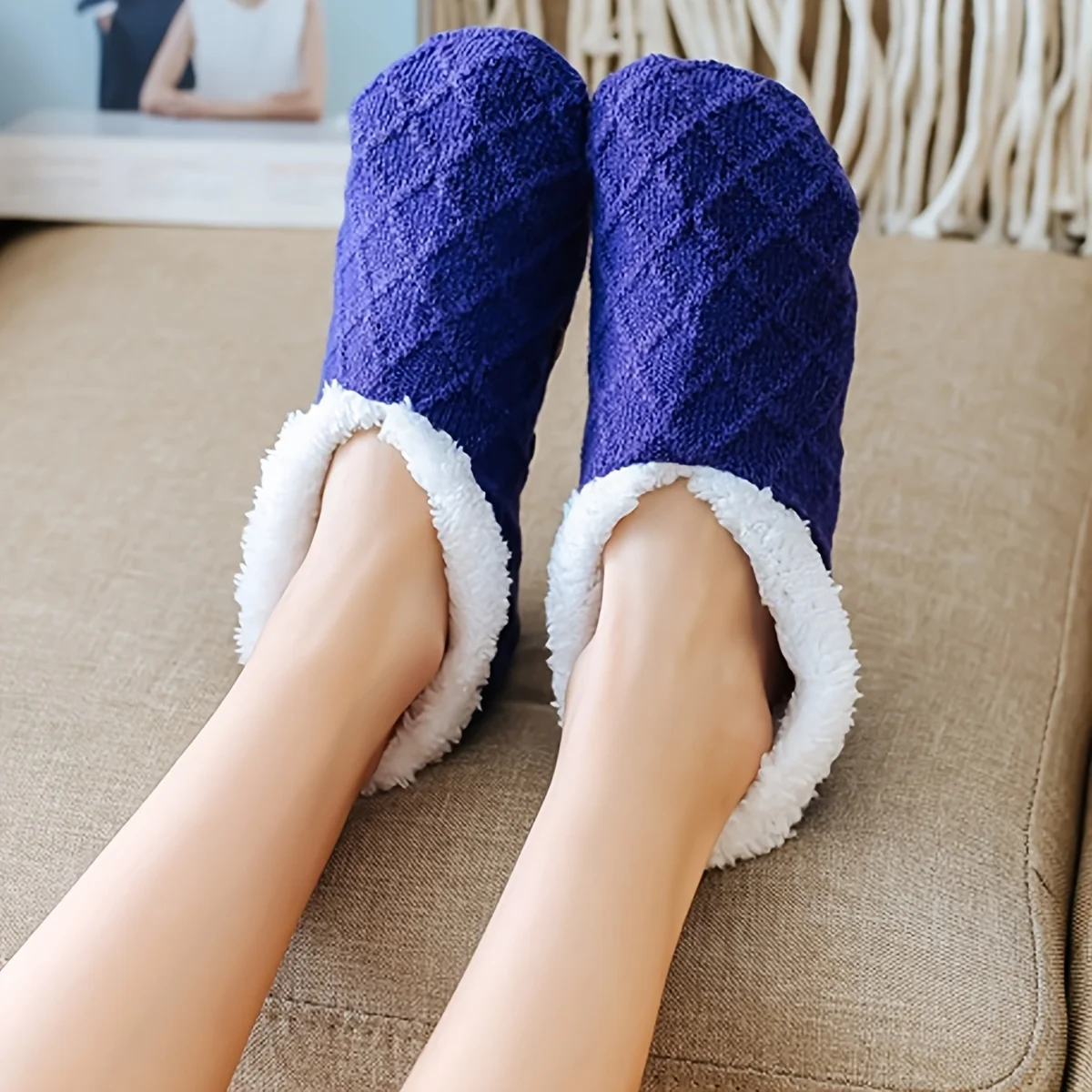 Women\'s Warm Solid Color Floor Socks Non Slip Plush Knitted Coral Fleece Socks No Show Socks