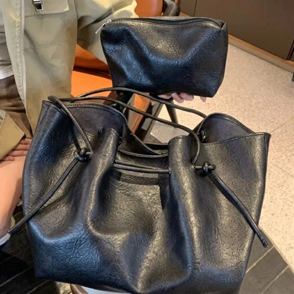Chic Large Capacity PU Leather Tote Bag With Coin Purse Soft Shoulder Bag Polyester Lining Drawstring Handbag Girls