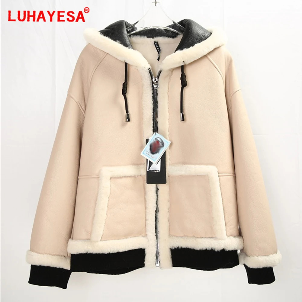 

2023 New Women Casual Merino Sheepskin Fur Shearling Clothing Hooded Thick Warm Winter Real Fur Jacket