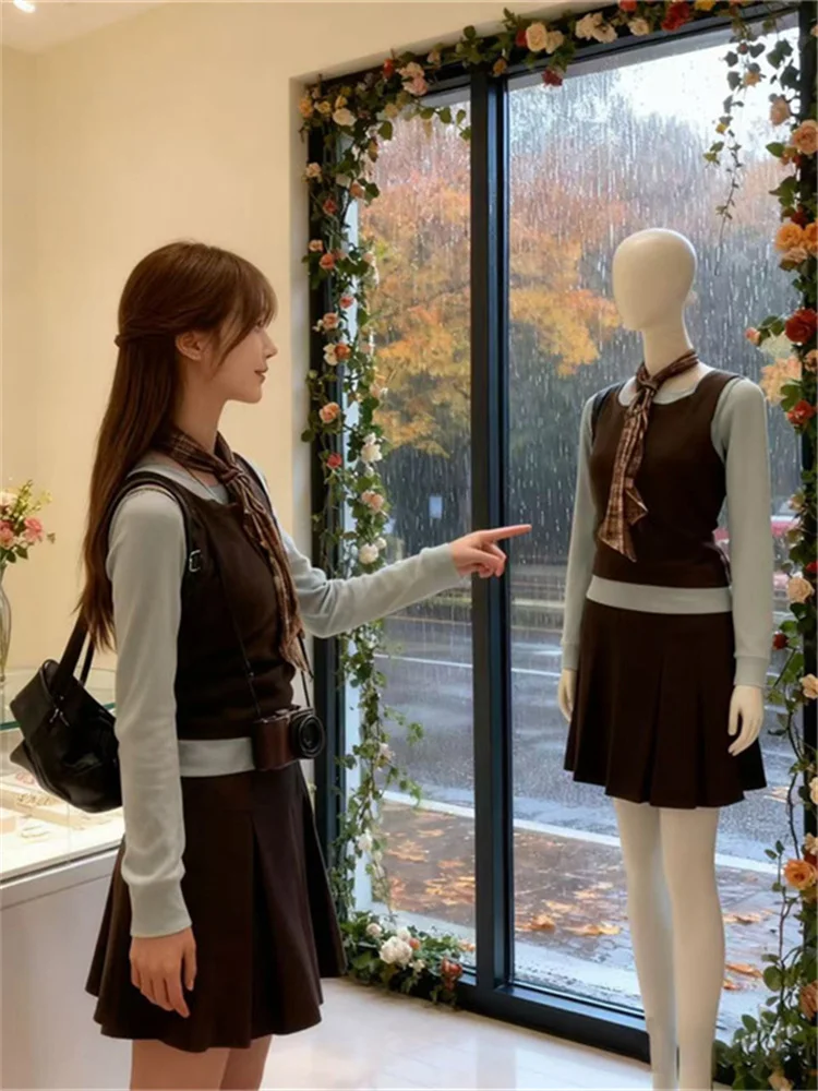 

Slim Fit Korean Sle Women's Faion Set Early Autumn New Arrival Inner Wear Two Piece Set Small Size Cute Vest And Pants