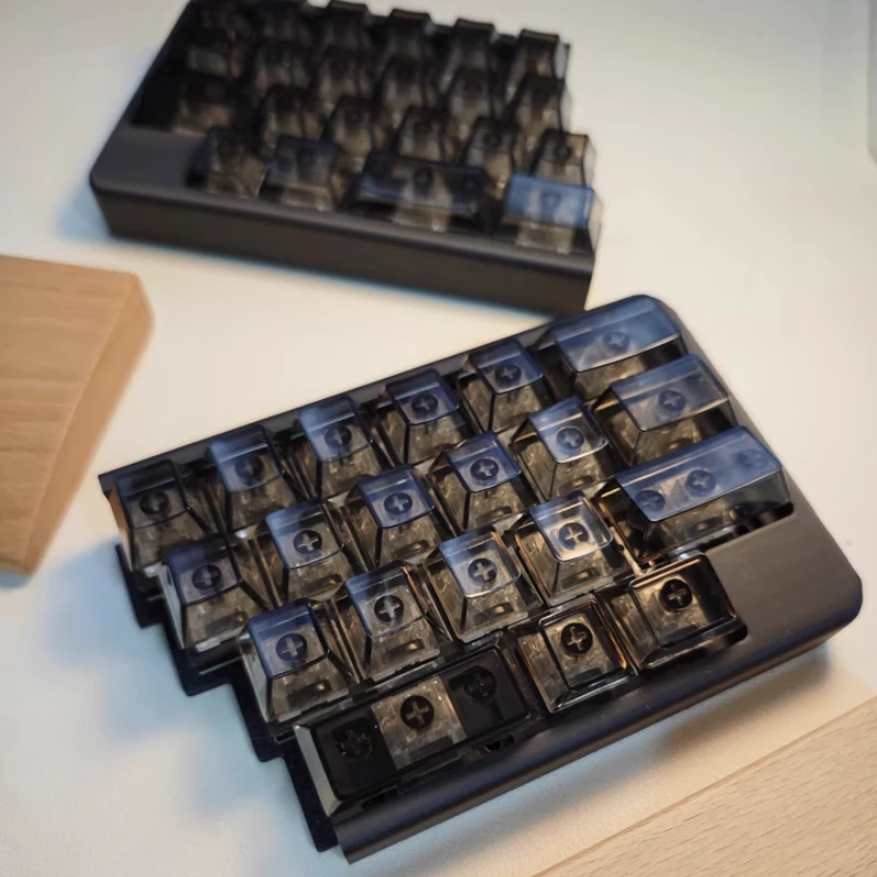 

40% Wireless Split Keyboard Kit 2.4G Customized Support VIAL Hot Swap Ergonomic Left and Right Handed Gaming Mechanical Keyboard