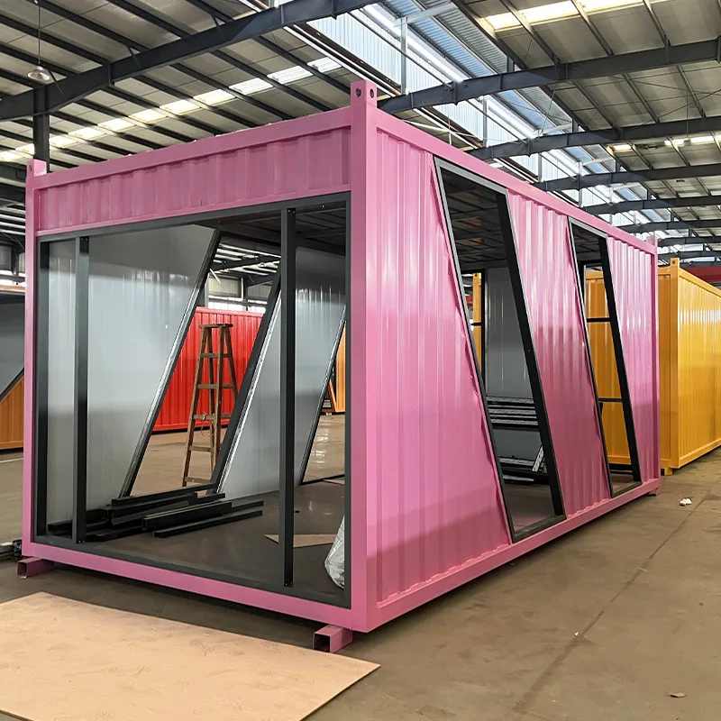 Internet-Promi-Uhr im Haus